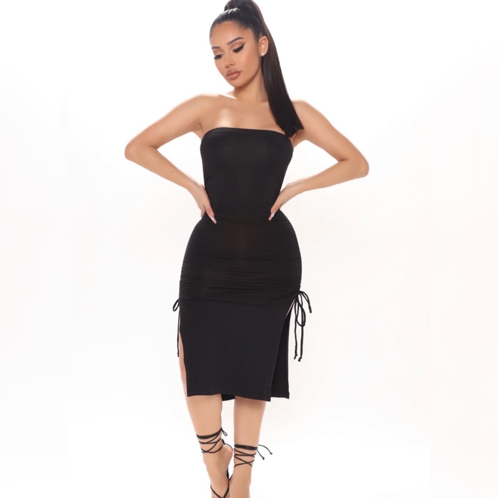 Rose/pink/salmon colored Fashion Nova ruched mini dress.
